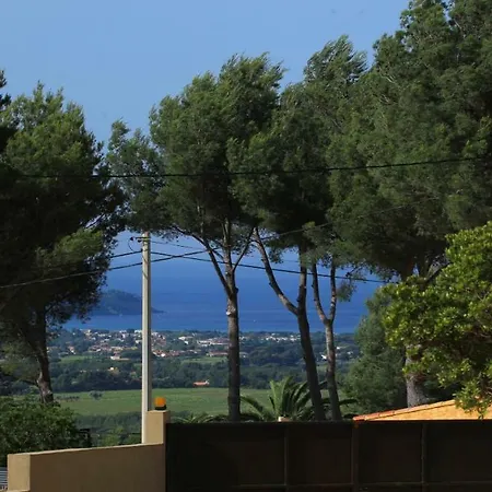 Guest house Simple La Cadiere-d'Azur